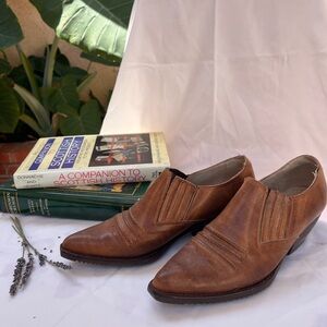 Vintage (90’s) Guess by Georges Marciano western booties